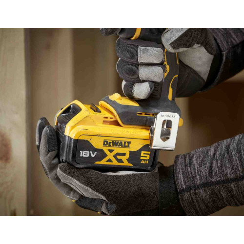 Дриль-шуруповерт акумуляторний безщітковий ударний DeWALT DCD799P2T