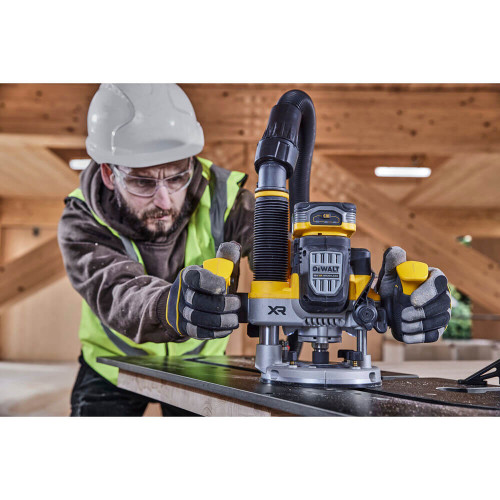 Фрезер акумуляторний безщітковий DeWALT DCW620NT