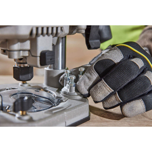 Фрезер акумуляторний безщітковий DeWALT DCW620NT