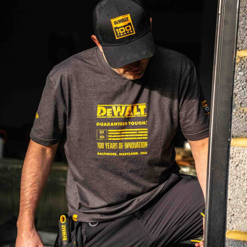 Футболка 100 YEAR T-SHIRT DeWALT DWC240-004-M