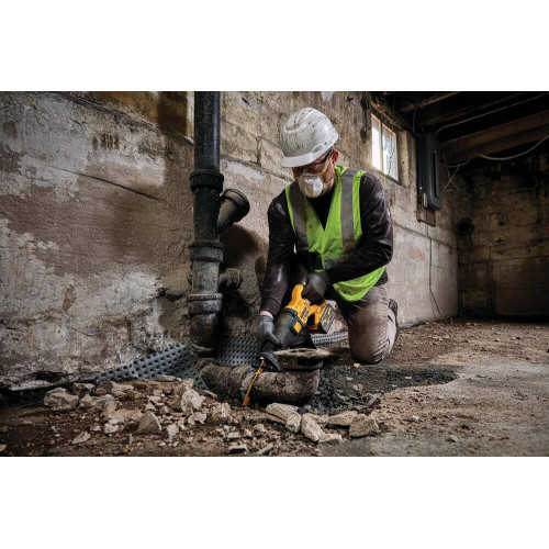 Пила шабельна акумуляторна DeWALT DCS389N