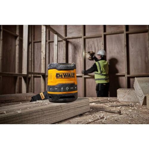 Колонка портативна акумуляторна DeWALT DCR009