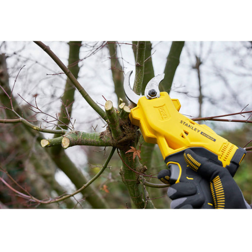Ножиці садові - секатор акумуляторний STANLEY FATMAX SFMCPP32M1