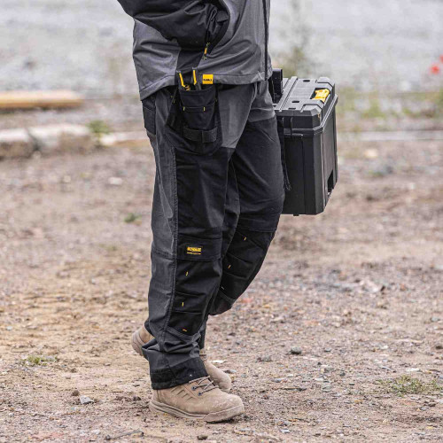 Штани MEMPHIS DeWALT DWC147-004-3031