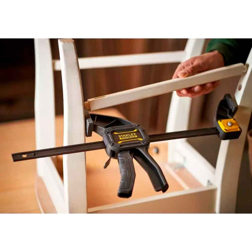 Струбцина FatMax XL триггерная з максимальним зусиллям стиснення 270 кг STANLEY FMHT0-83213