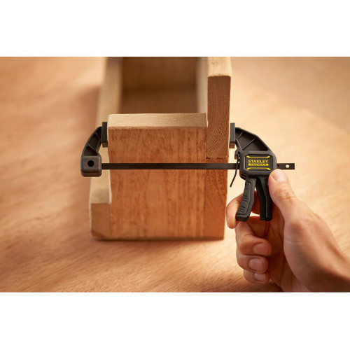 Струбцина FatMax S триггерная з максимальним зусиллям стиснення 15 кг STANLEY FMHT0-83231